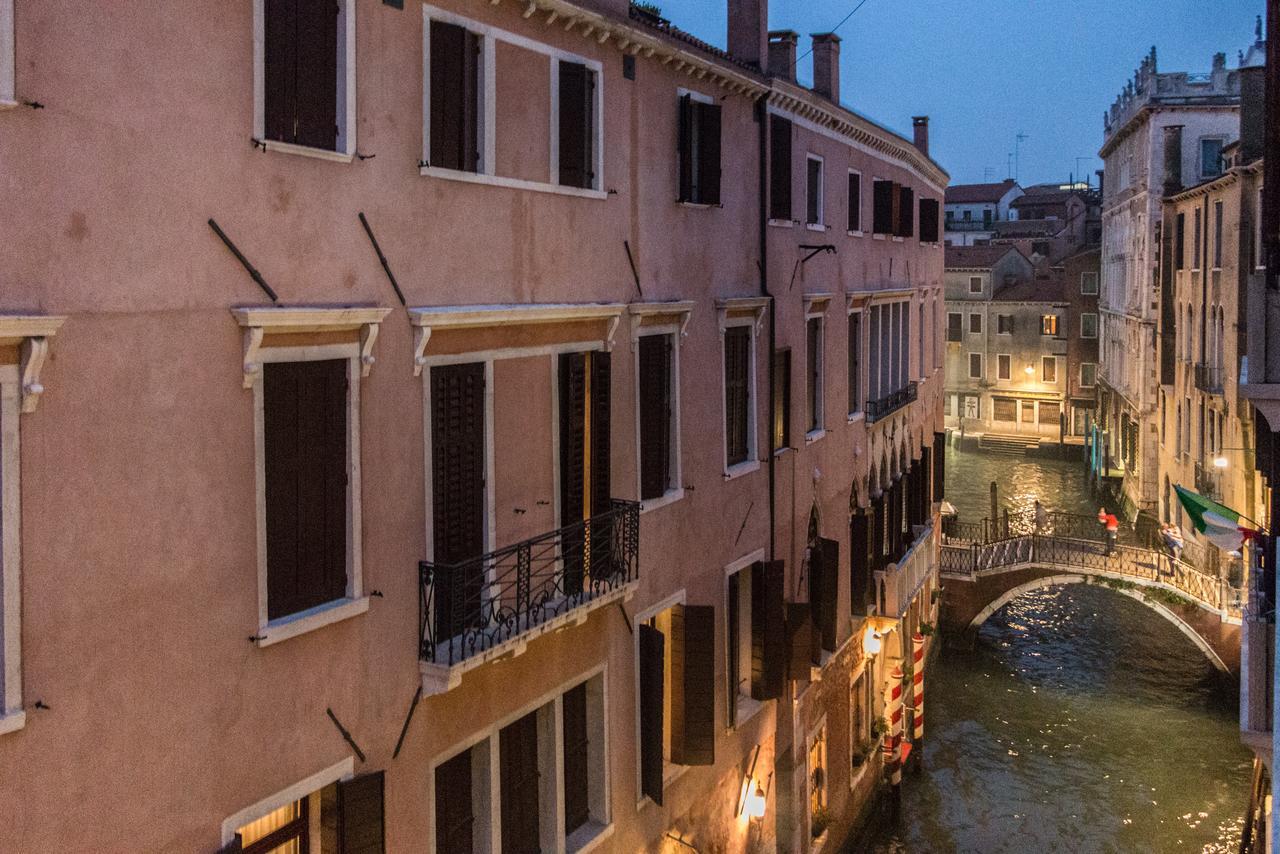 Apartmán Rialto Bridge Large Venetian Style With Lift Exteriér fotografie